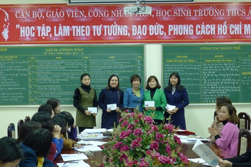 Trường THCS Ái Mộ đã tổ chức Ngày sinh hoạt chuyên môn tháng 2/2017